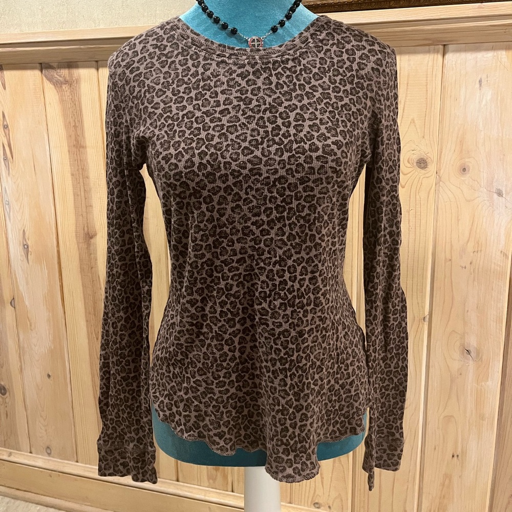 Brown Leopard Print Long-Sleeve Women's Top